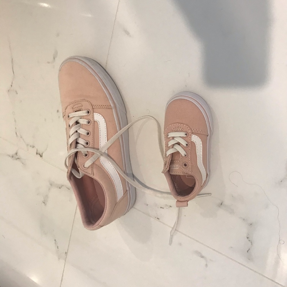 Meet your Posher, Sera